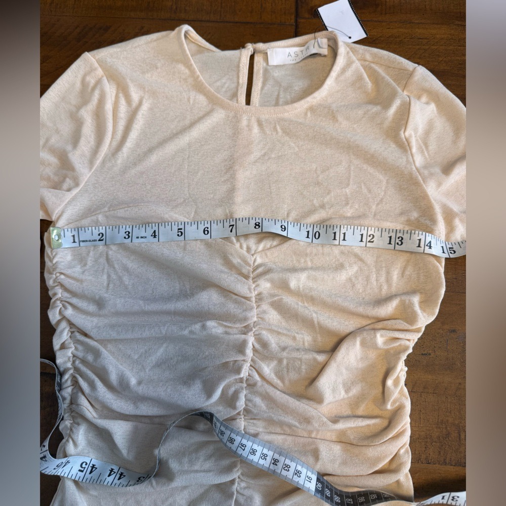 ASTR The Label Ruched Long Sleeve Top - Cream - Picture 7 of 8